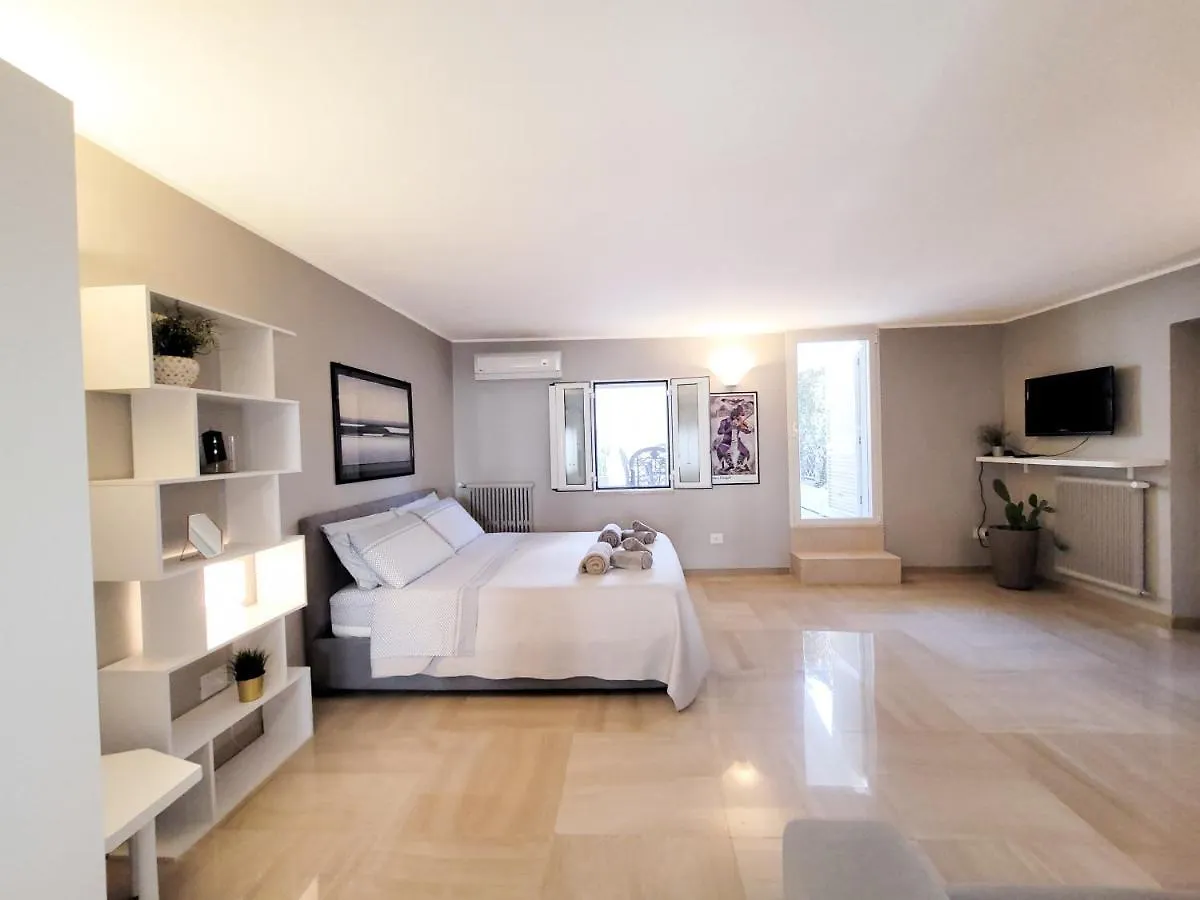 Penthouse In The Heart Of Bari With Terrace Apartment Italy