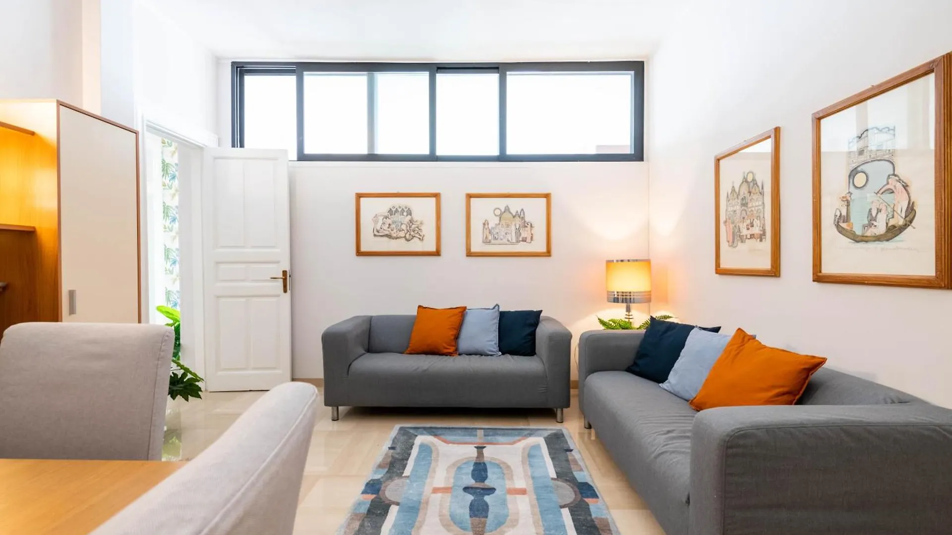 Appartement Penthouse In The Heart Of Bari With Terrace Italie